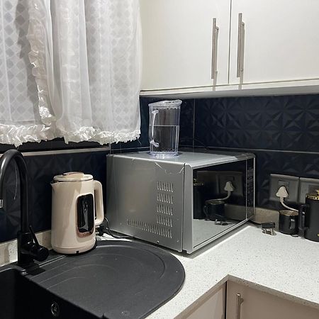 The Benjamin Accomodation Edenvale Bagian luar foto