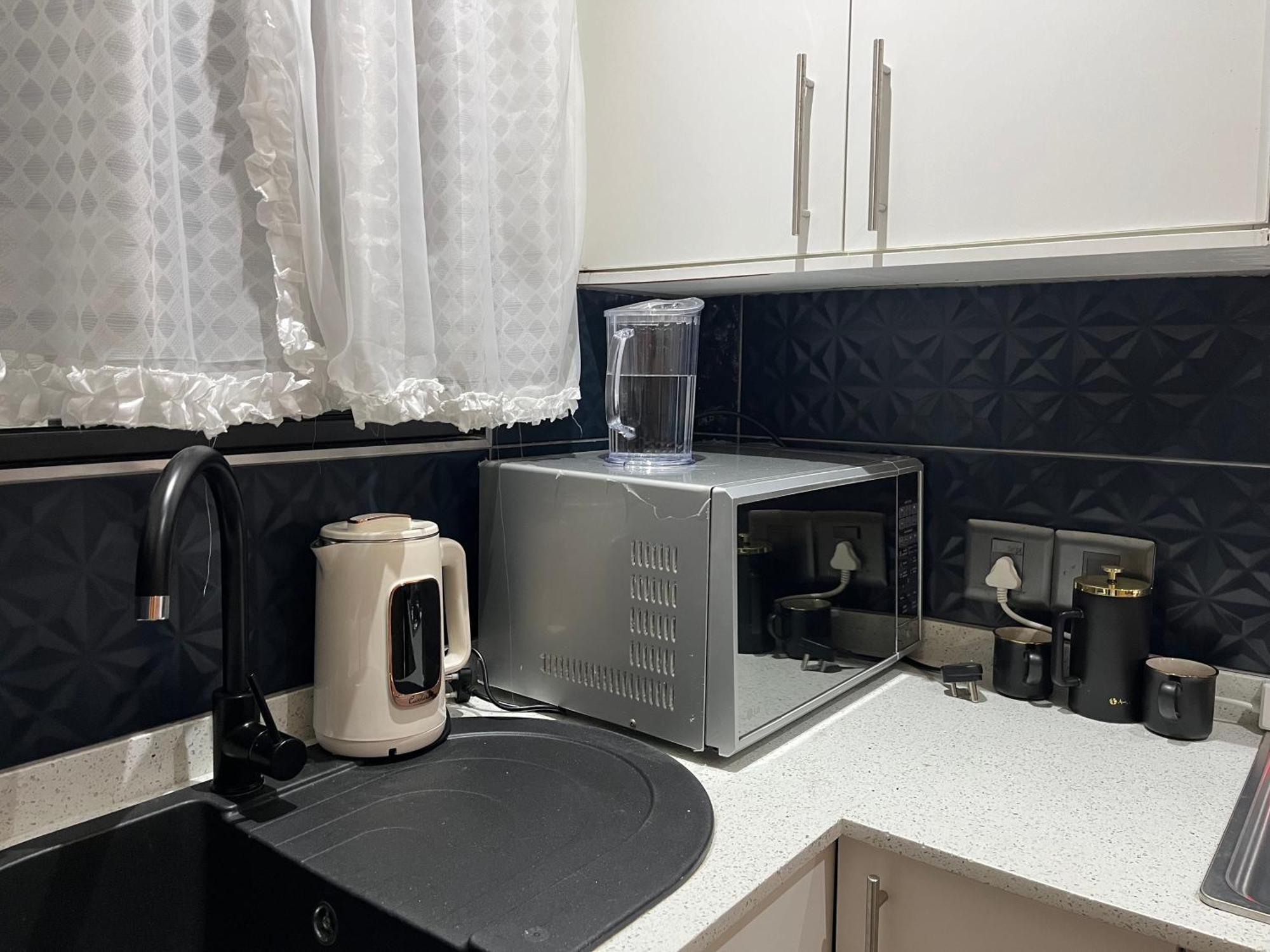 The Benjamin Accomodation Edenvale Bagian luar foto